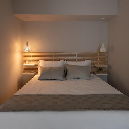 12 Keys Athens Apartments ภายนอก รูปภาพ